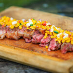 Gegrilde entrecote met pittige maïssalade
