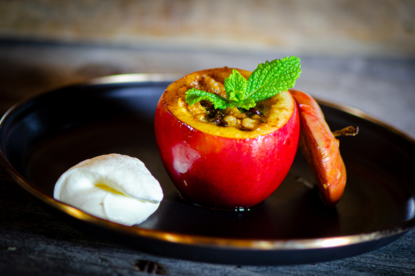 Geroosterde appels met kaneel, noten & Calvados-room